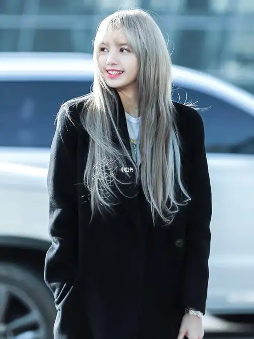 lisa银发!yyds_lisa_lisa_娱乐_明星娱乐资讯