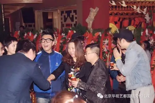 著名音乐人汤潮,歌手格格,演员杨大鹏成"一家人"?