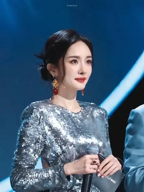 杨幂四分钟直拍##杨幂生图