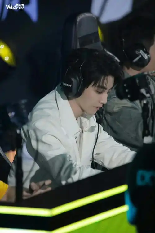 王俊凯电竞文男主具象化##王俊凯电竞文男主照进现实