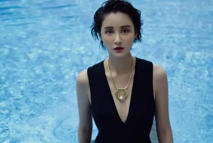 有一种"整容"叫张歆艺分手,前夫杨树鹏一如既往,她却像变个人_母亲