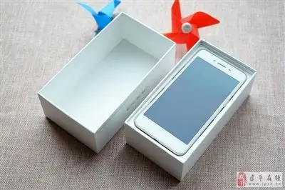 低价出售全新oppoa37m全网通2 16g金色