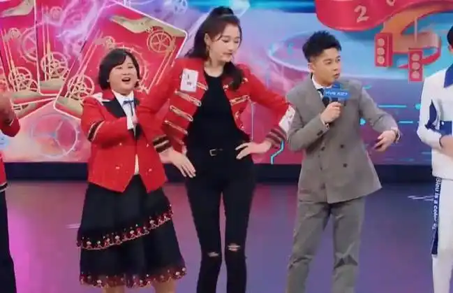 杨颖,其他时间基本很少露面,这次来到王牌对王牌,她和关晓彤同台同框