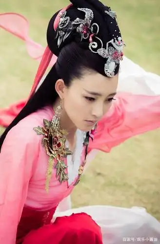 《封神演义》王丽坤美图欣赏,剧情太狗血遭停播,这是在闹哪样?