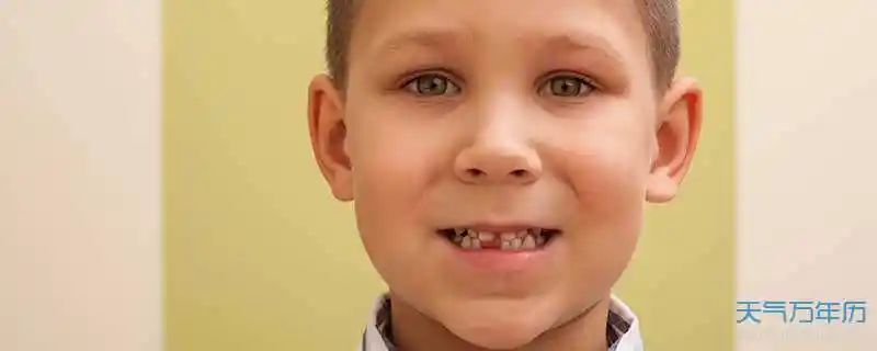 女人梦见别人的牙掉了有什么征兆 女人梦见别人的牙掉了什么意思