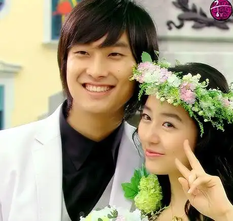 明朗少女拯救古典皇太子——韩剧宫