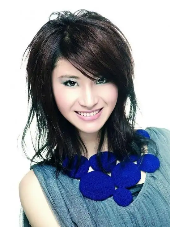 花了10年变美的尚雯婕,如今容貌身体全崩坏,网友:僵尸吸血鬼!