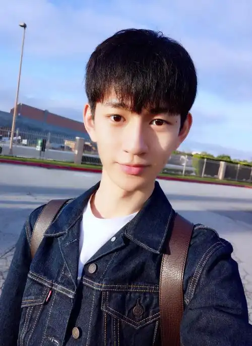 蒋梓乐,中国内地男演员