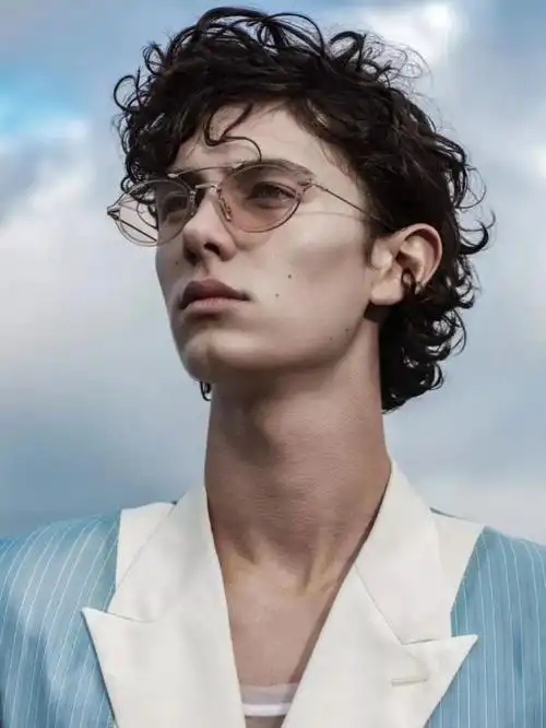 身材性感颜值惊艳,是全世界少女的梦?) | 说明书网