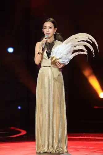 《蒙面唱将猜猜猜》一场持续了三个月的欢笑,情怀与谜题本周日迎来大