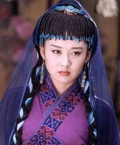 早年经历许晴儿时照片许晴生于北京的一个书香世家.