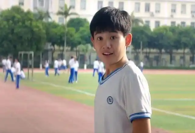 胡先煦这5年发生了什么变化大到不敢认也没以前有特色了