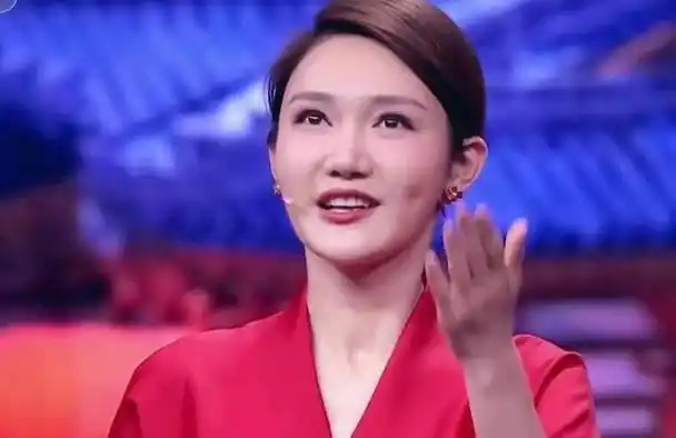 中央电视台主持人龙洋是哪里人