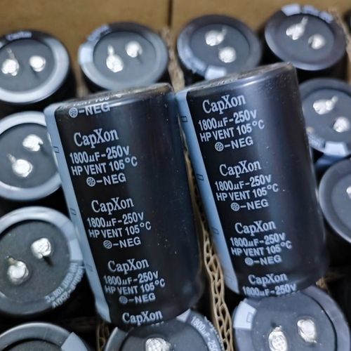 发2个250v1800uf 35x50全新原装台产capxon丰宾滤波电解电容器