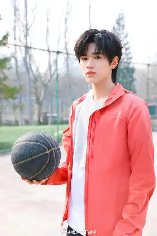 宋亚轩王牌打篮球##王牌对王牌全员参加村ba运动会##王牌对王牌