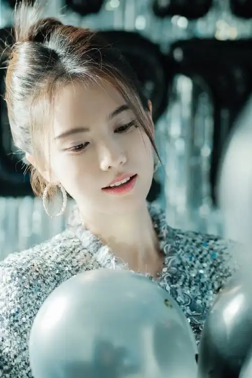 姜珮瑶流光星星妆#@姜珮瑶生日写真没看过的有的难了!