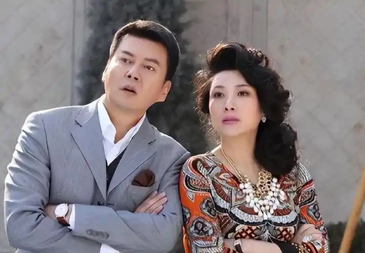 国家一级演员身材傲人长相佳至今零绯闻60岁婚姻成谜团