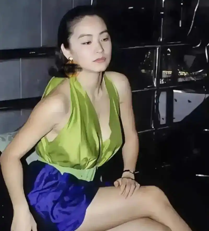 林青霞的几张照片惊艳了全场!