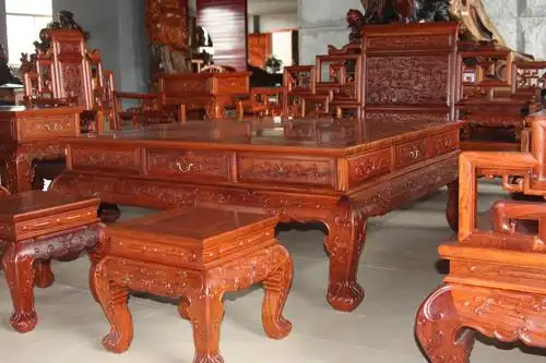 红木市场的宠儿——红花梨木