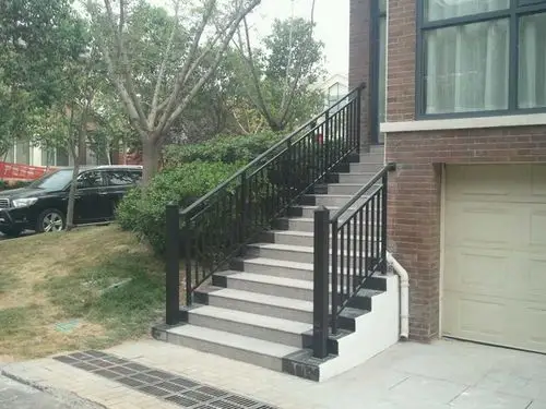 彩铝别墅区楼梯扶手,室外扶手图片_5