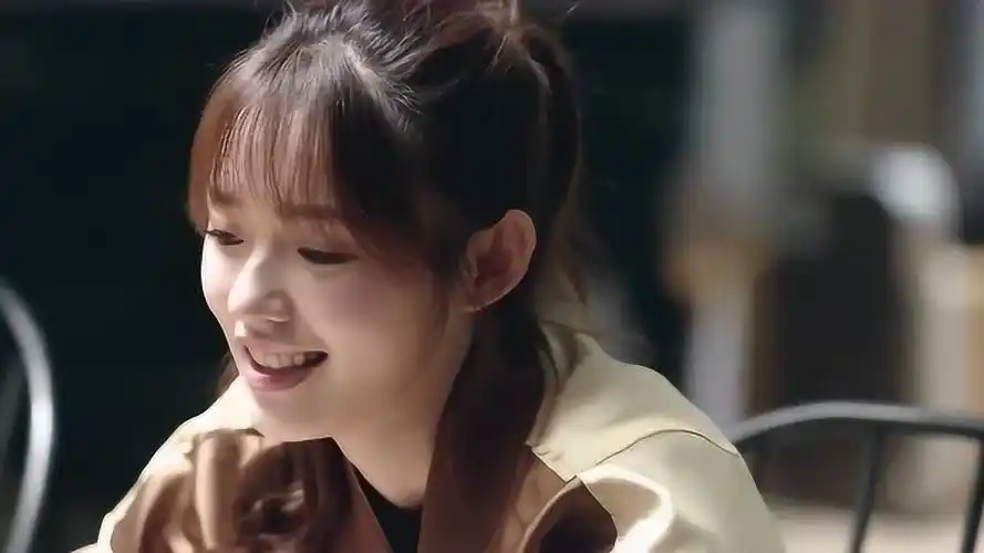 蜗牛与黄鹂鸟方小莴向李臻言强烈推荐自己不料臻言我自恋我喜欢自己