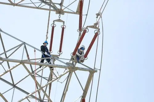 宁德供电公司:带电恢复均压环 保障上汽宁德基地用电