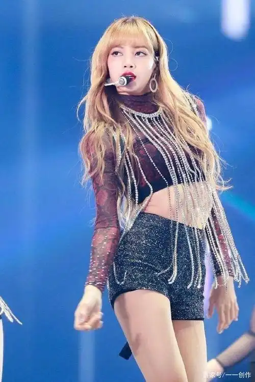 照分享你是一道光照亮我的世界blackpinklisa头像壁纸青三绝美舞台照