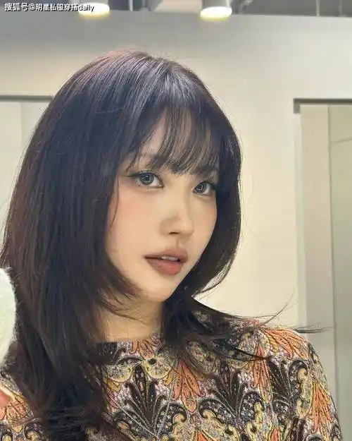 5款最新流行的新发型发色,让你新年快乐变身女神_造型_头发_刘海