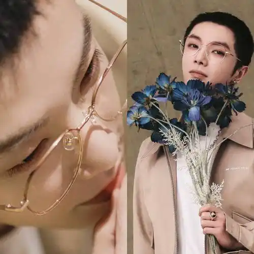 华晨宇最新寸头自拍太酷了!