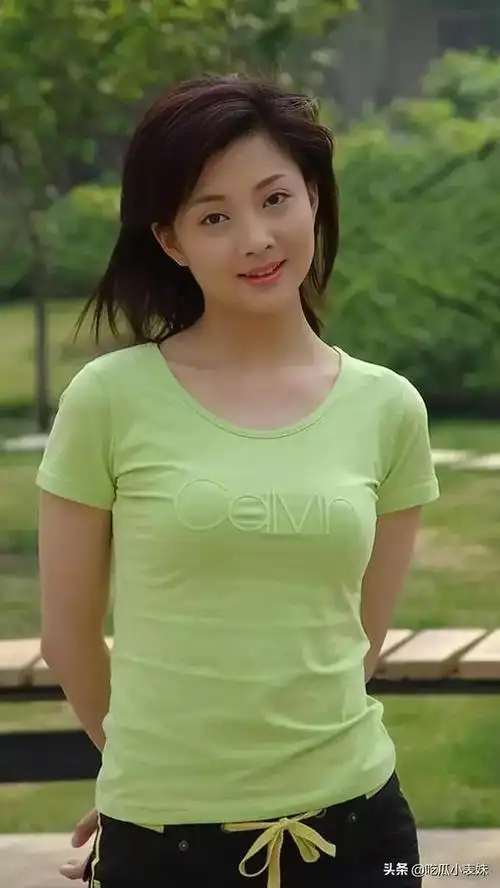 殷桃漂亮丰腴你的女神