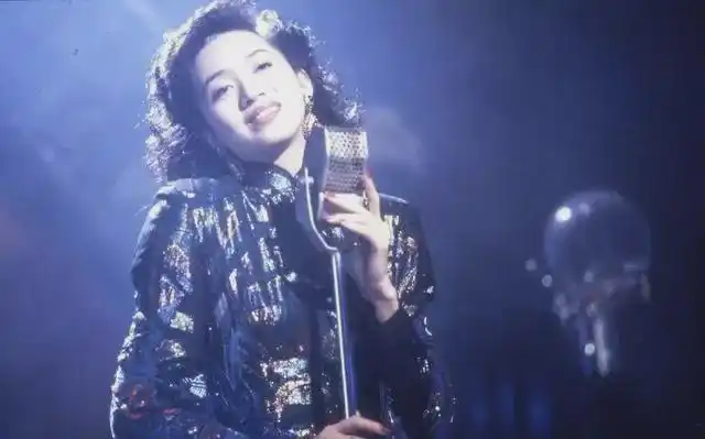 她的每一次,献给了绝代风华|梅艳芳|张国荣|刘德华|陈奕迅|张学友