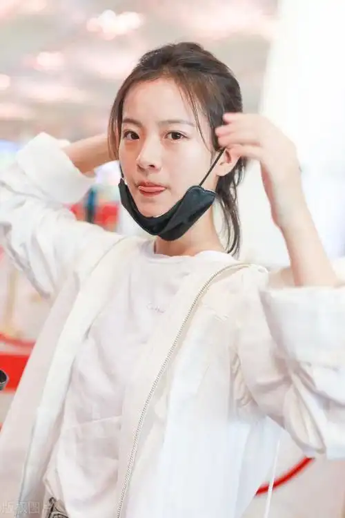 您当前的位置:>首页>新闻中心>新闻详情————————艺人资料