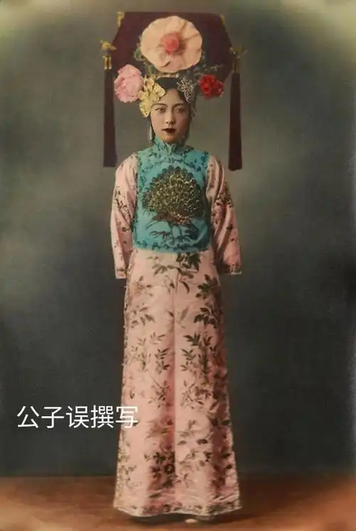 电梯里老人梅花二进宫/电梯里梅花二弄