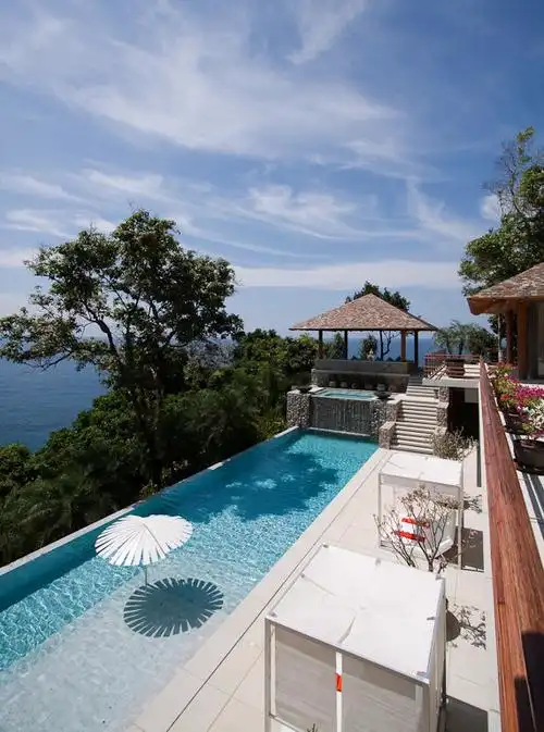 漂亮的海景别墅