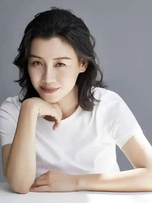 5位内地老戏骨,3位年龄超50岁,个个爱情简单,其中一个终身未嫁_陈瑾