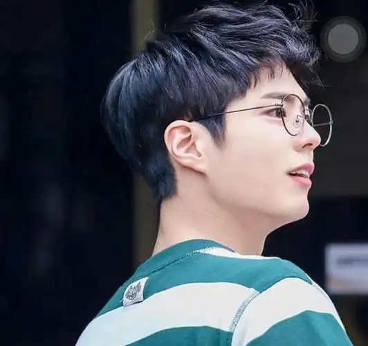 韩国最帅的5位男星,宋仲基垫底,李敏镐未上榜,第1"实至名归"