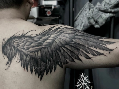 背部暗黑翅膀纹身男好看的翅膀纹身6