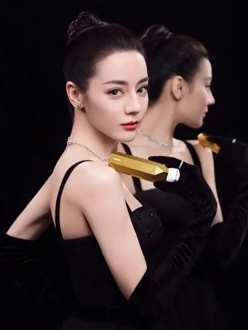 94迪丽热巴  in@susu couture星空闪耀黑色薄纱礼服 【星河】94在