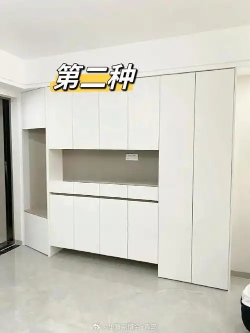 家居设计#入户门太窄,这样做鞋柜不翻车!