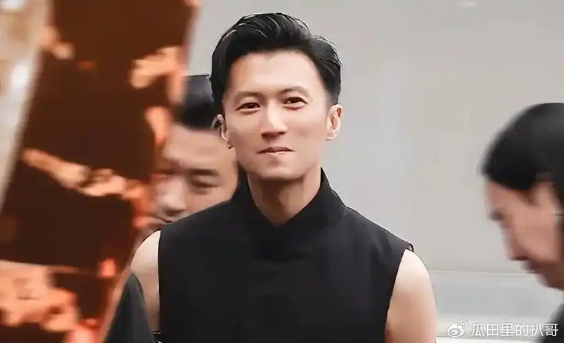 曾是最嚣张星二代,如今却成"人间清醒",谢霆锋到底经历了什么?