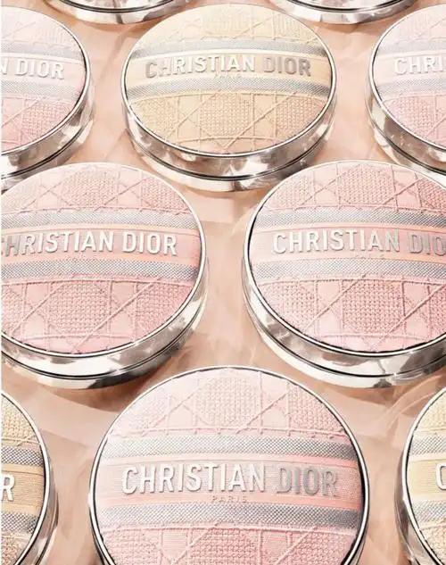 全新迪奥锁妆气垫|柔润美肌 春日随行_美容首页_onlylady女人志-女性