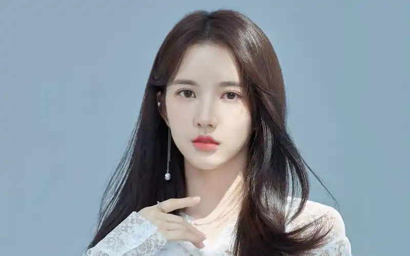 刘些宁甜美养眼壁纸38