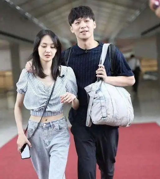 郑爽新消息郑爽案大反转成功洗白为时尚早