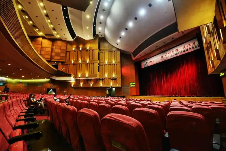 舞台剧【红高梁】演出:青岛市歌舞剧院,拍摄时间:2019.07.16 - 美篇