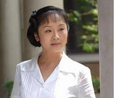 捧红王新军后却换来分手,分手11年后,唐静的"报复"手段真解恨_合作