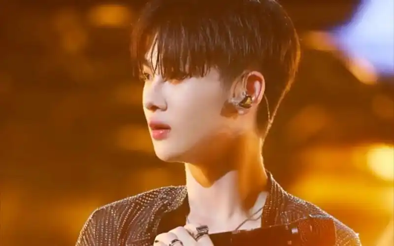 周震南,你就说,你还有哪一面我不知道,全能南南!帅炸了!