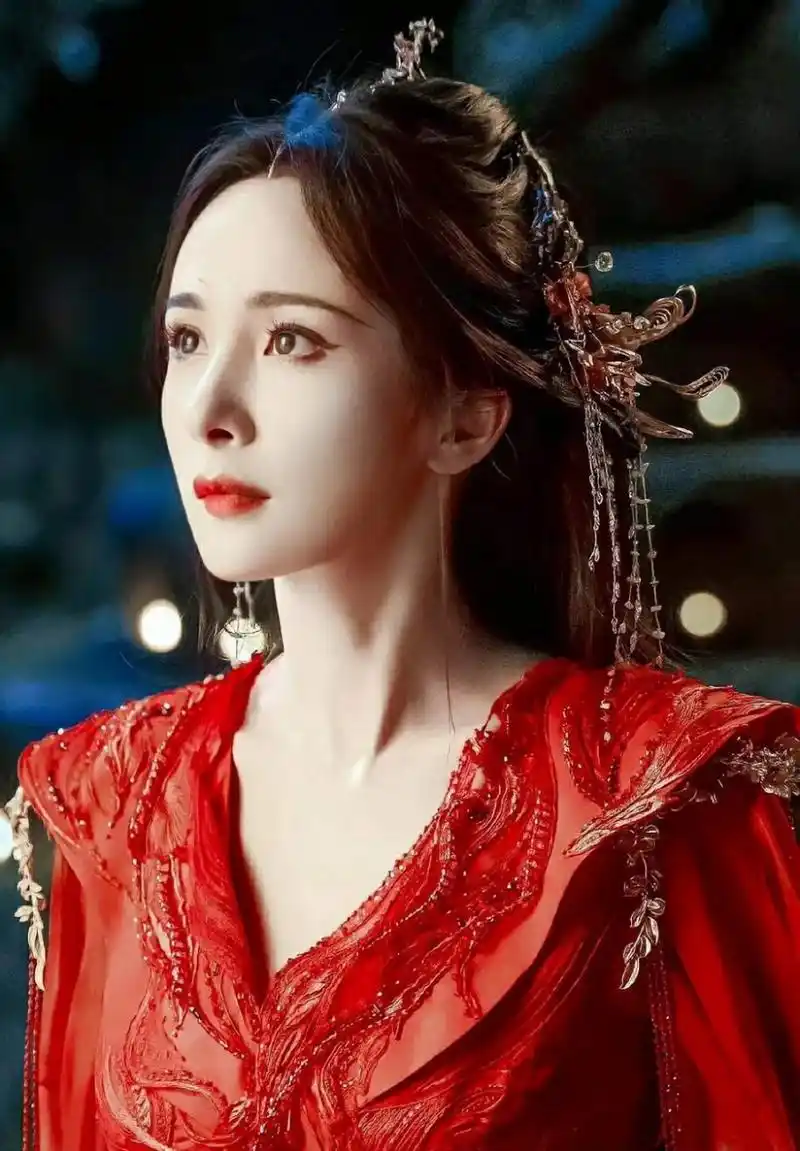 明星古风造型# 惊艳时光古装剧明星造型,神仙姐姐刘亦菲不愧为神仙