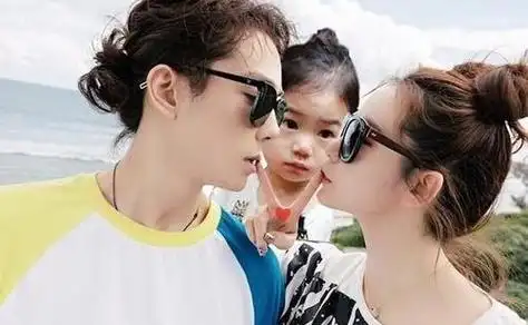 戚薇李承铉参加的综艺叫什么戚薇女儿lucky近照曝光太漂亮