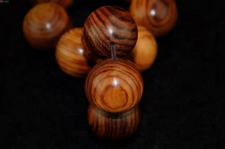 【手串】正宗海南黄花梨 海黄 虎皮纹a 20mm