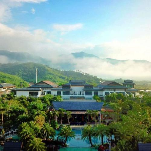 网红酒店 汕尾水底山温泉庄园2天1晚由"备货网"根据销量,好评率,价格